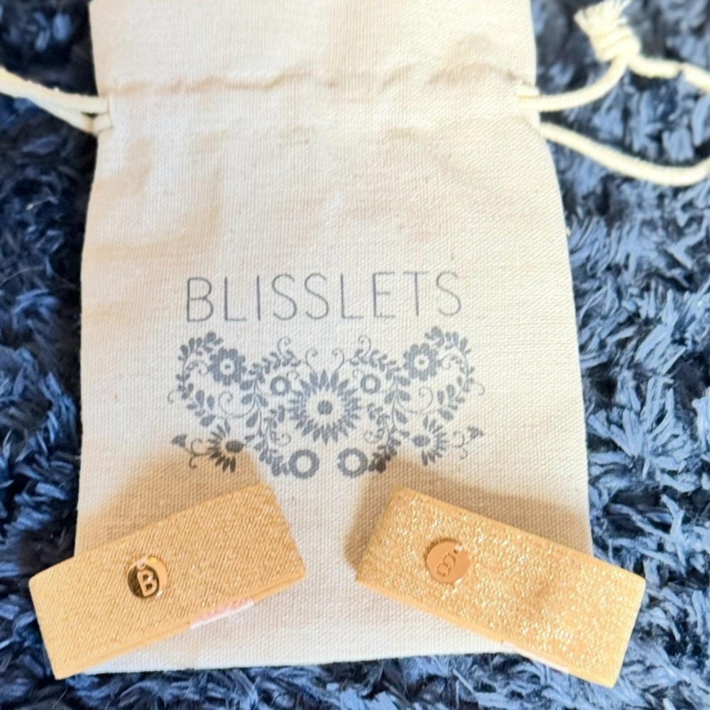 BLISSLETS Joy Duo Nausea & Anxiety
Relief Bracelets - Picture 4 of 8